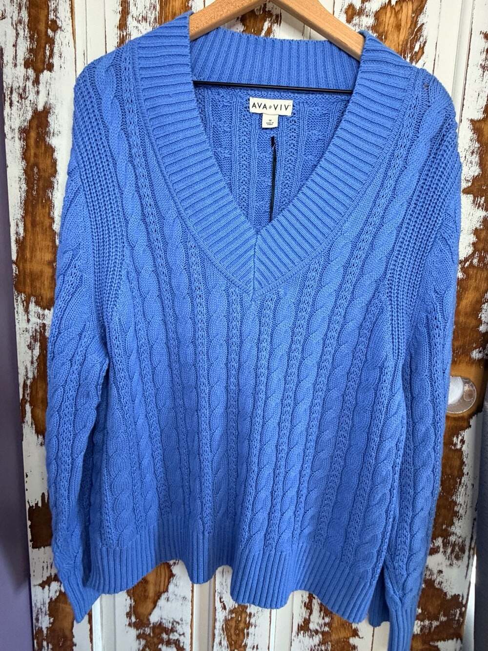 Ava & Viv Women's Long Sleeve Cable Knit V-Neck Pullover Sweater Blue 1X